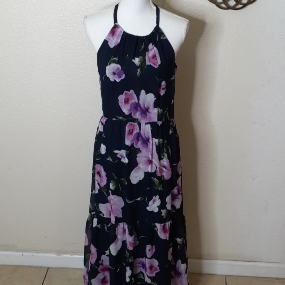 VINCE CAMUTO  GORGEOUS  FLORAL DRESS